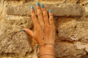 Chaîne de main Luna Blue