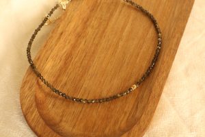 Collier Obsidienne dorée