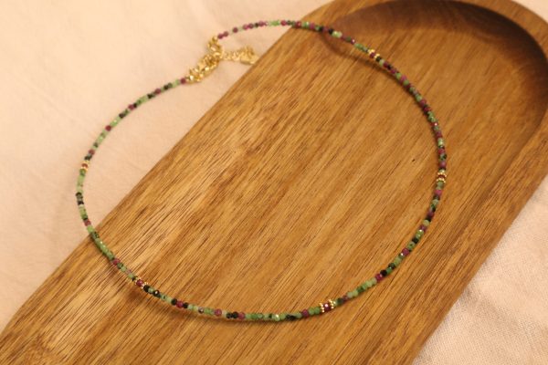 IMG_1648 Collier Rubis sur Zoïsite